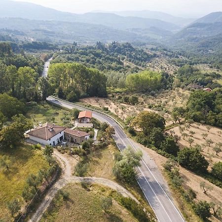 Agriturismo Le Fonti ポンタッシエーヴェ エクステリア 写真